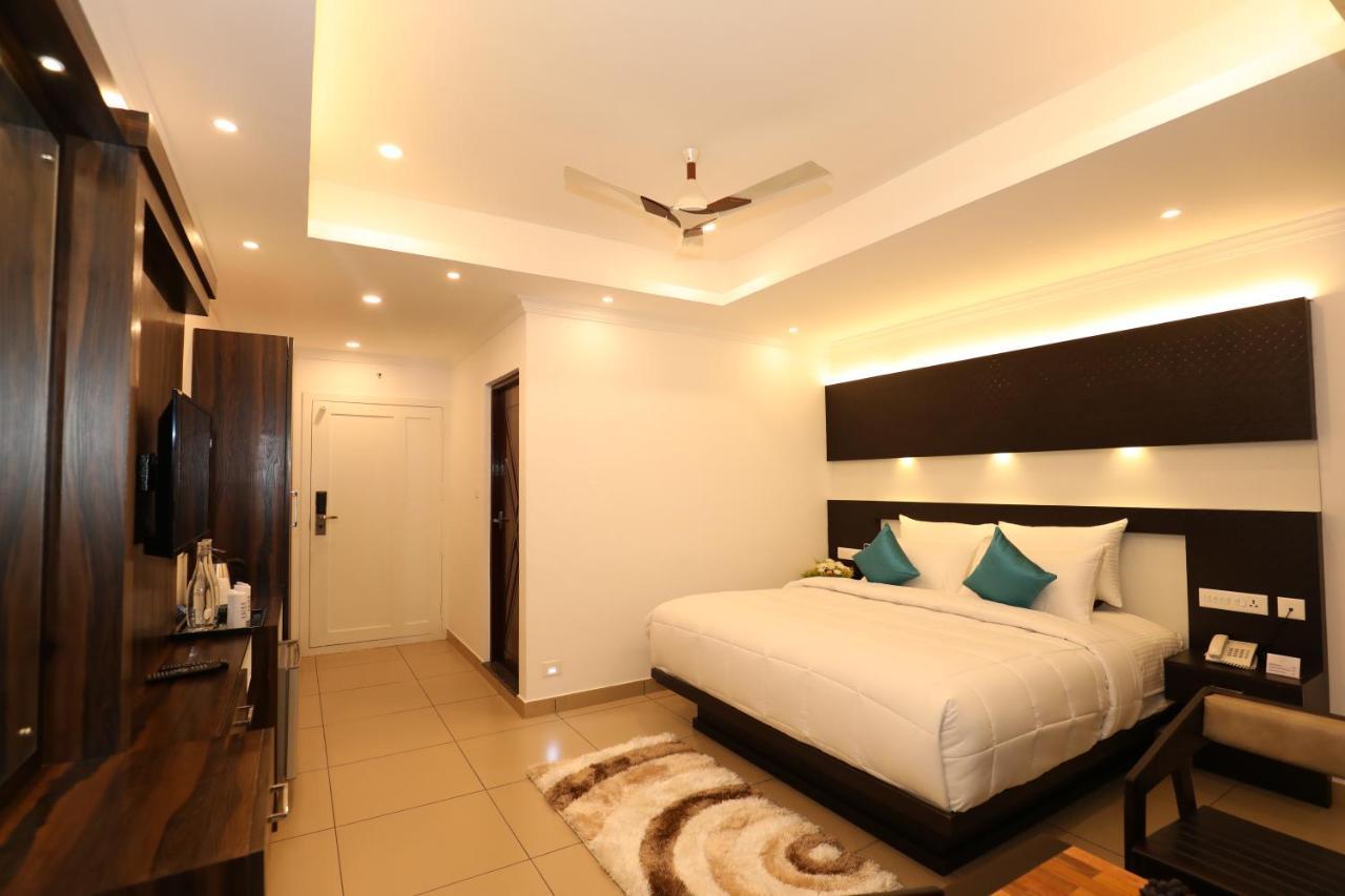 Amuse Vista Resorts And Spa Anachal Dış mekan fotoğraf