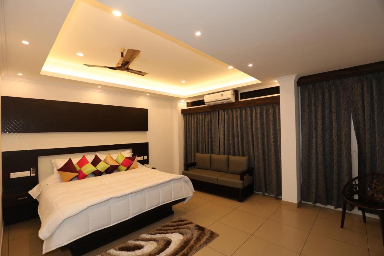 Amuse Vista Resorts And Spa Anachal Dış mekan fotoğraf