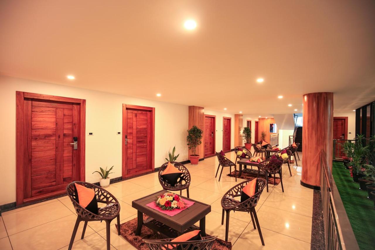 Amuse Vista Resorts And Spa Anachal Dış mekan fotoğraf