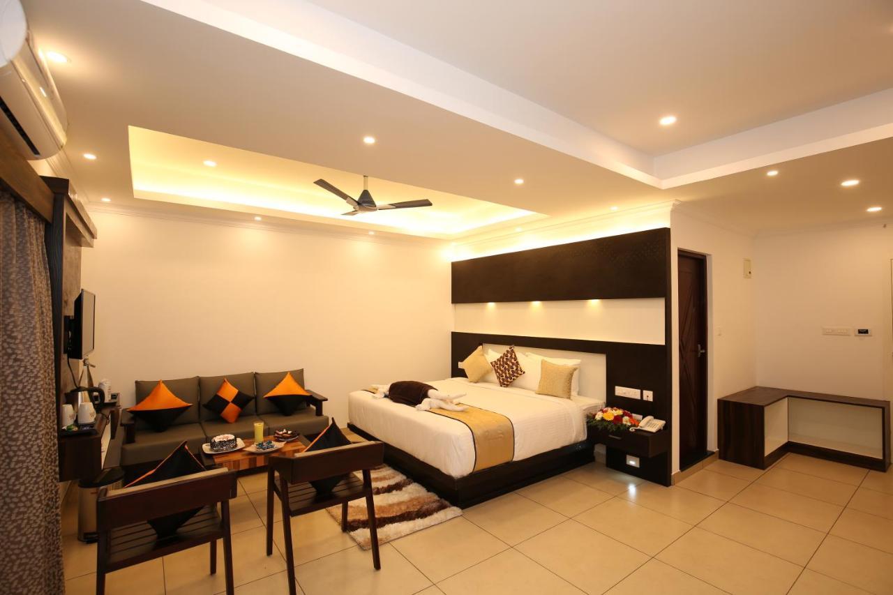 Amuse Vista Resorts And Spa Anachal Dış mekan fotoğraf