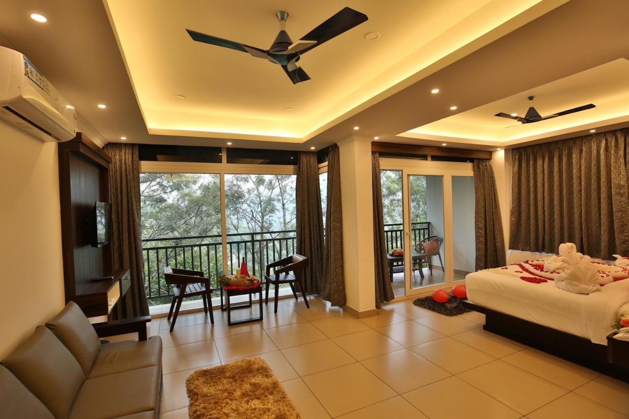 Amuse Vista Resorts And Spa Anachal Dış mekan fotoğraf