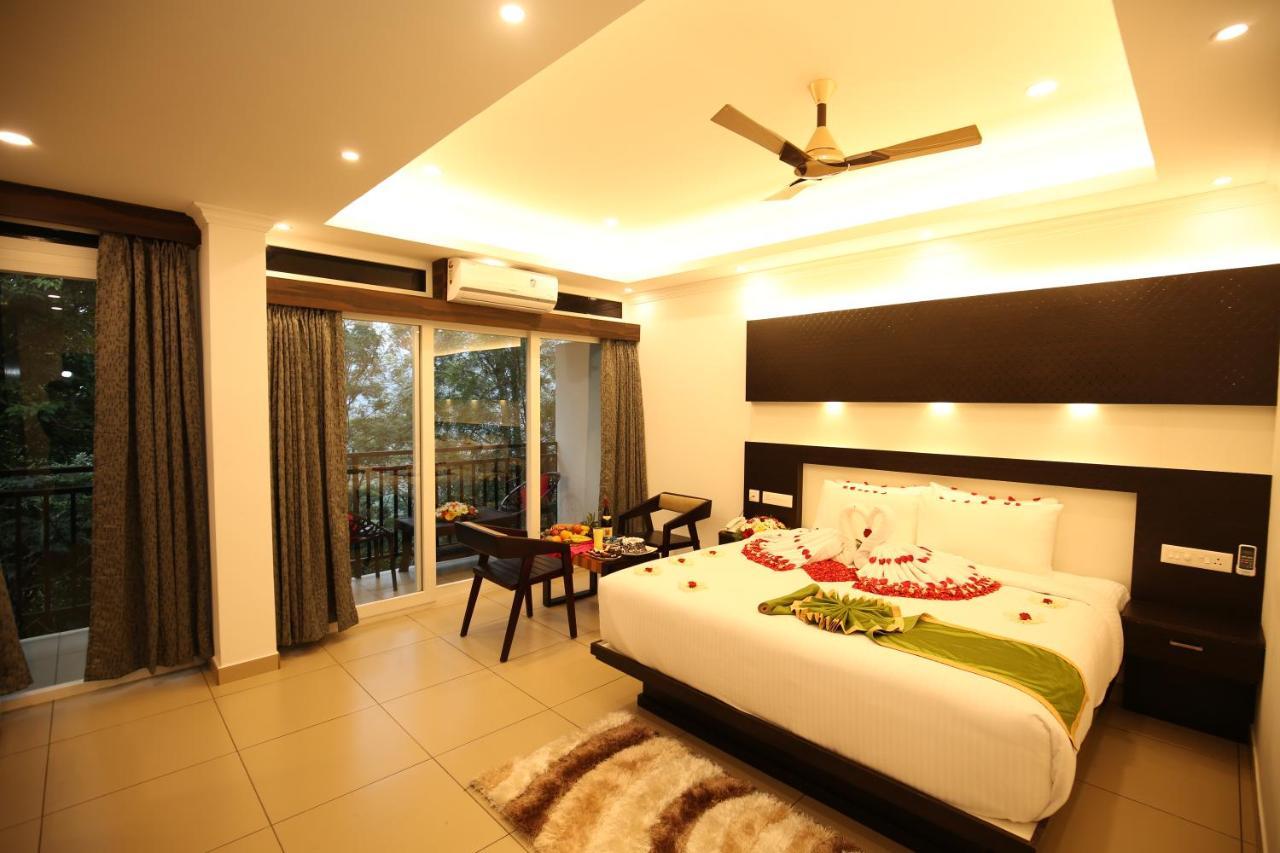 Amuse Vista Resorts And Spa Anachal Dış mekan fotoğraf